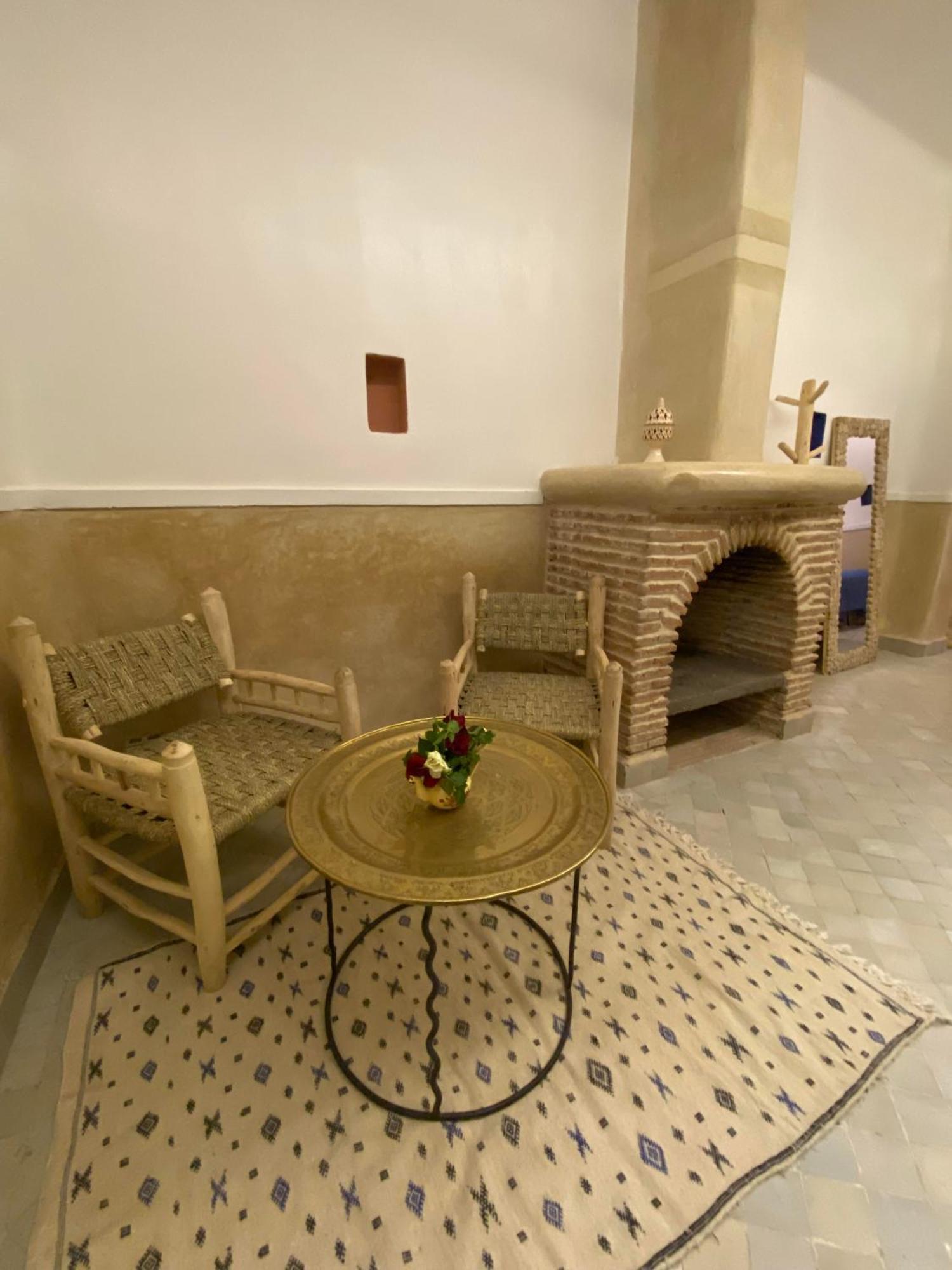 Riad Dar Omi Zahra มาร์ราเกช ห้อง รูปภาพ